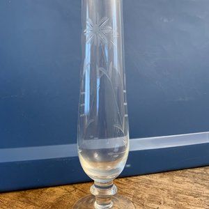VINTAGE CRYSTAL CLEAR BUD VASE ETCHED FOOTED CUT EDGE FLOWERS #505